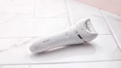 Philips Series 8000 BRE715/00 - Wet & Dry - Epilator - Wit 28 Philips Series 8000 BRE715/00 - Wet & Dry - Epilator - Wit -Philips 1200x674 40