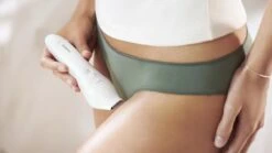 Philips Series 8000 BRE715/00 - Wet & Dry - Epilator - Wit 25 Philips Series 8000 BRE715/00 - Wet & Dry - Epilator - Wit -Philips 1200x675 132