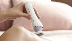 Philips SatinShave Prestige BRL175/00 - Ladyshave - Paars 19 Philips SatinShave Prestige BRL175/00 - Ladyshave - Paars -Philips 1200x675 29