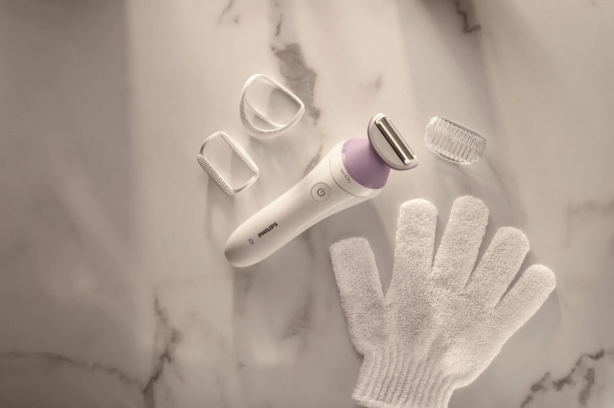 Philips Series 6000 BRL136/00 - Ladyshave - Nat En Droog 7 Philips Series 6000 BRL136/00 - Ladyshave - Nat En Droog - Afbeelding 7