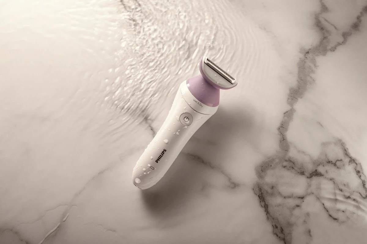 Philips Series 6000 BRL136/00 - Ladyshave - Nat En Droog 18 Philips Series 6000 BRL136/00 - Ladyshave - Nat En Droog - Afbeelding 18