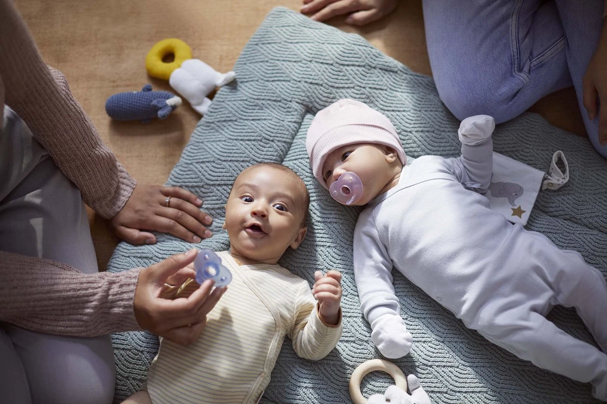 Philips Avent Soothie SCF099/22 - Fopspeen - 0-6 MAANDEN - 2 Stuks 8 Philips Avent Soothie SCF099/22 - Fopspeen - 0-6 MAANDEN - 2 Stuks - Afbeelding 8