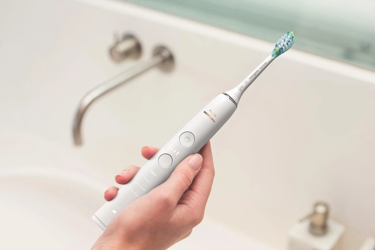 Philips Sonicare DiamondClean 9000 HX9914/55 - Elektrische Tandenborstel - Wit - 2 Stuks 7 Philips Sonicare DiamondClean 9000 HX9914/55 - Elektrische Tandenborstel - Wit - 2 Stuks - Afbeelding 7
