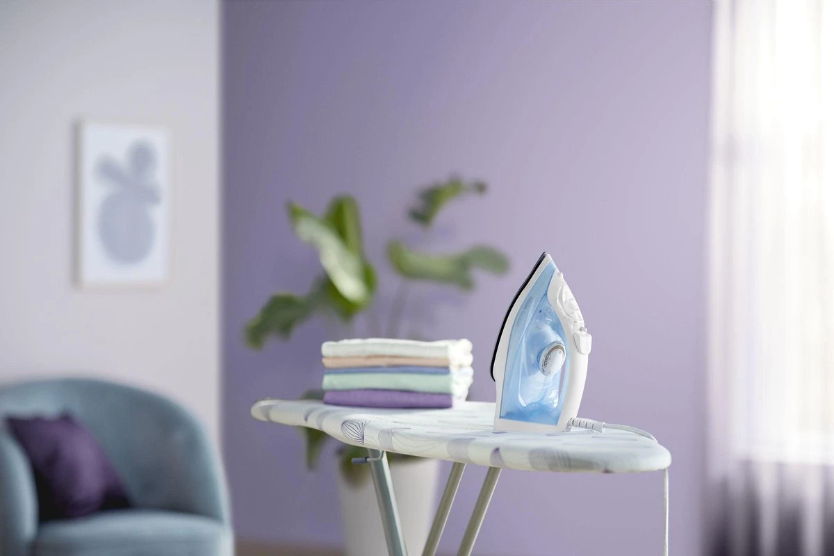 Philips GC1740 EasySpeed Stoomstrijkijzer Blauw/Wit 3 Philips GC1740 EasySpeed Stoomstrijkijzer Blauw/Wit - Afbeelding 3