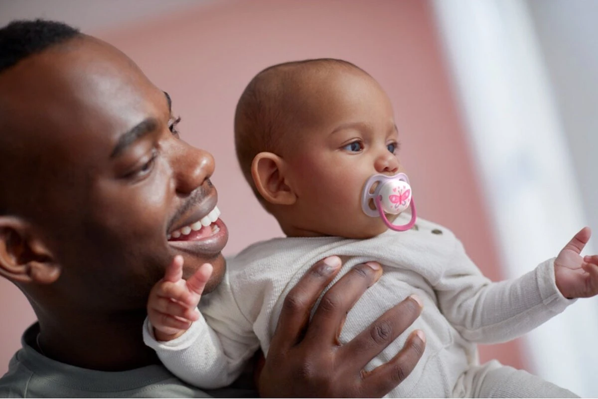 Philips Avent Ultra Air SCF080/02 - Fopspeen - 0-6 Maanden - 2 Stuks 3 Philips Avent Ultra Air SCF080/02 - Fopspeen - 0-6 Maanden - 2 Stuks - Afbeelding 3