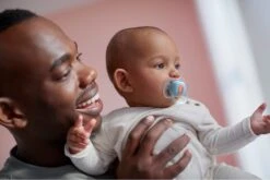 Philips Avent Ultra Air SCF085/12 - Fopspeen - 0 Tot 6 Maanden - 2 Stuks 15 Philips Avent Ultra Air SCF085/12 - Fopspeen - 0 Tot 6 Maanden - 2 Stuks -Philips 1200x801 11