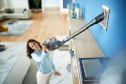 Philips 8000 Series Aqua Plus XC8347/01 - Steelstofzuiger -Philips 1200x804 22