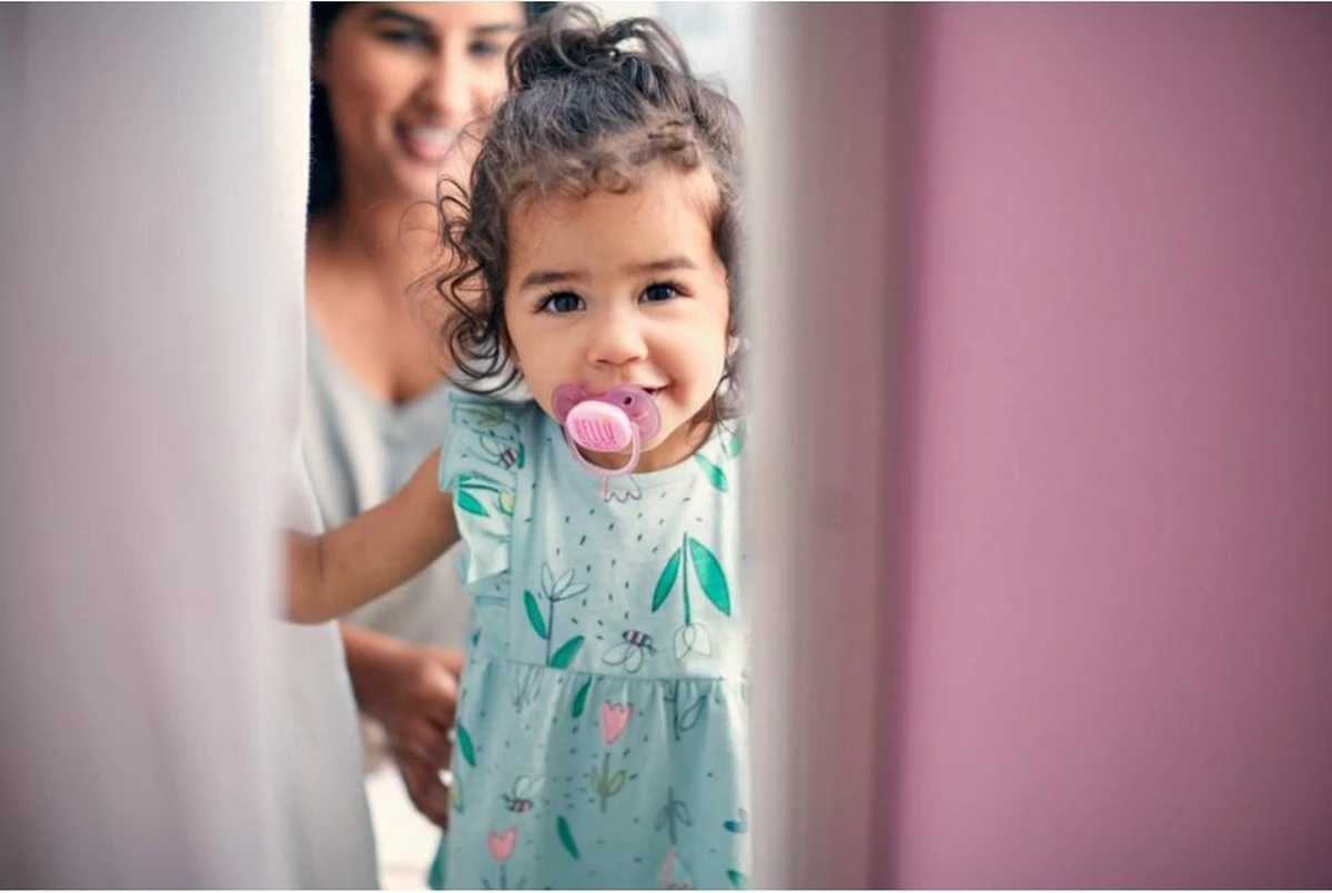 Philips Avent Ultra Soft SCF223/02 - Fopspeen - 6-18 Maanden - 2 Stuks 3 Philips Avent Ultra Soft SCF223/02 - Fopspeen - 6-18 Maanden - 2 Stuks - Afbeelding 3