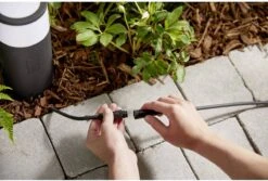 Philips Hue Calla Sokkellamp - Wit En Gekleurd Licht - Zwart - Laag - Laagspanning - Uitbreiding -Philips 1200x813 2