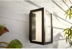 Philips Hue Impress Muurlamp - Wit En Gekleurd Licht - Zwart - Smal 34 Philips Hue Impress Muurlamp - Wit En Gekleurd Licht - Zwart - Smal -Philips 1200x814 4