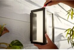 Philips Hue Impress Muurlamp - Wit En Gekleurd Licht - Zwart - Smal 37 Philips Hue Impress Muurlamp - Wit En Gekleurd Licht - Zwart - Smal -Philips 1200x815 3