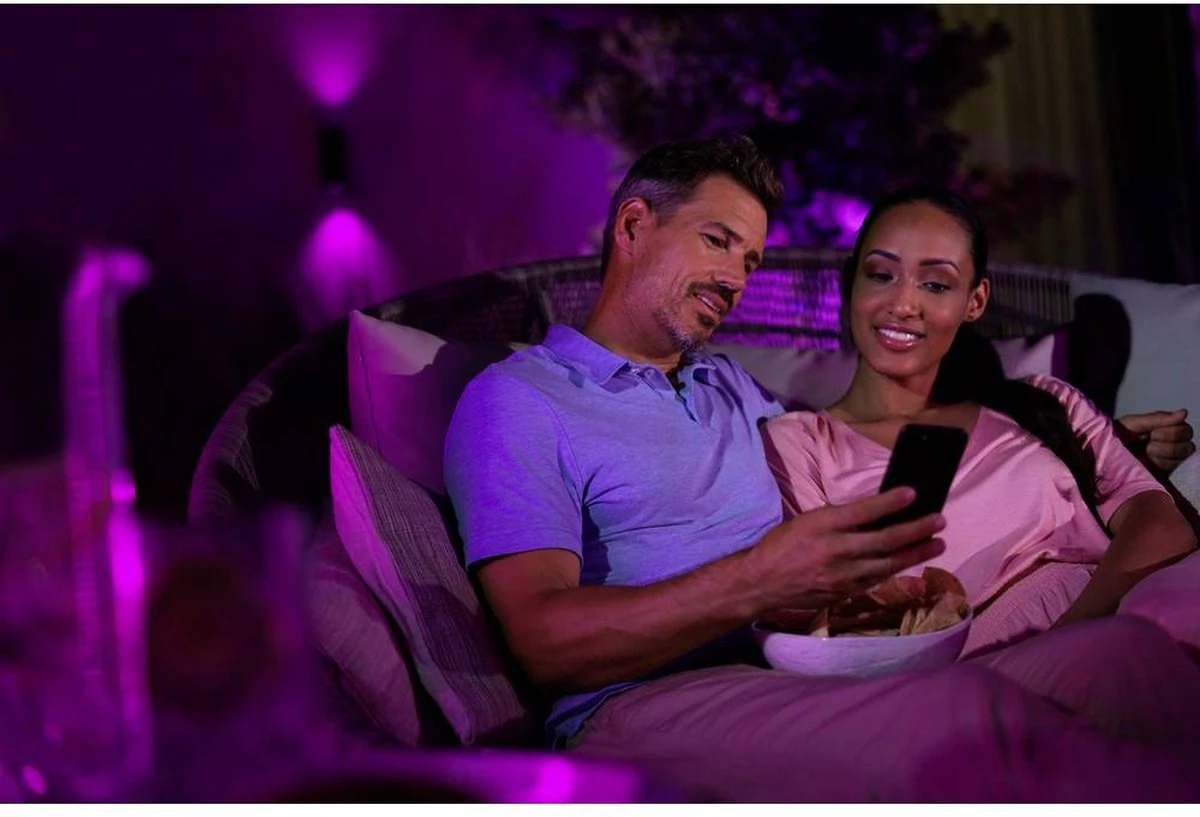 Philips Hue Appear Muurlamp - Wit En Gekleurd Licht - Zwart 4 Philips Hue Appear Muurlamp - Wit En Gekleurd Licht - Zwart - Afbeelding 4