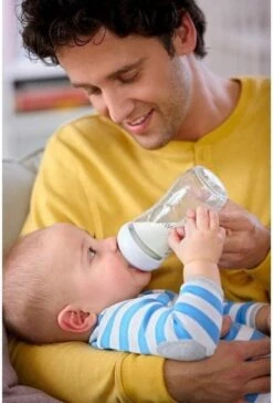 Philips Avent Glazen SCF053/17 - Natural-babyfles - 1m+ - 240ml -Philips 814x1200 1